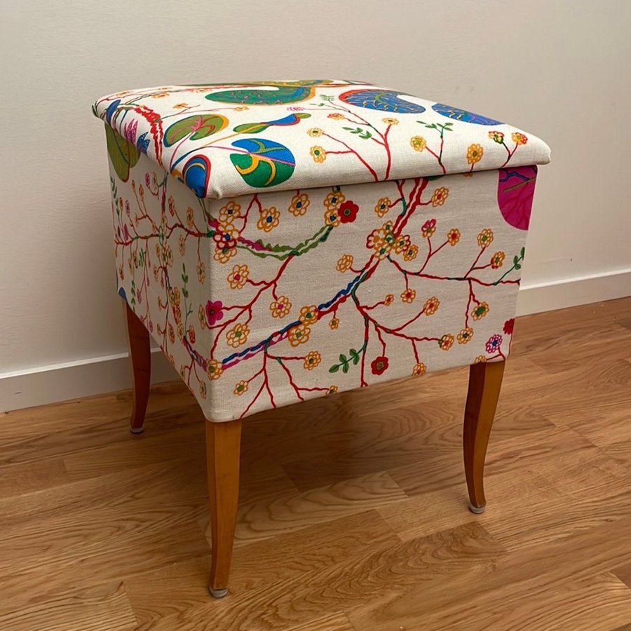 Vintage Pall Pianopall 1900-tal Tyg Josef Frank Vit Teheran Svenskt Tenn