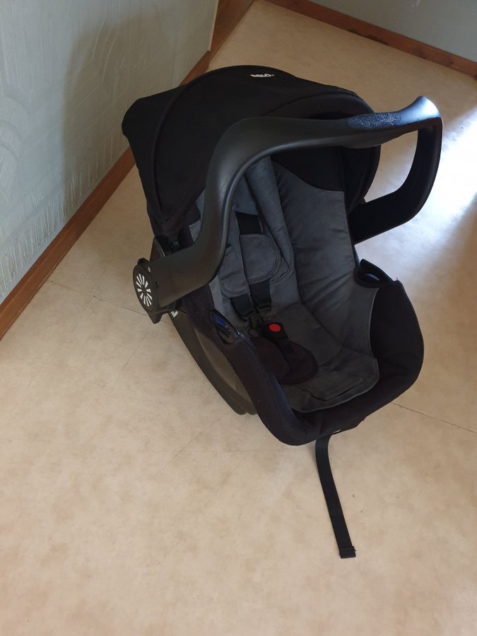 Brio Primo Infant Carrier - Babysitter