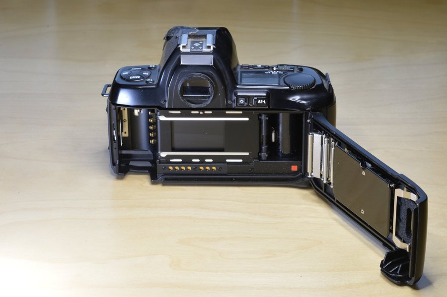 Nikon F-801