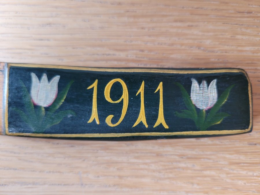 Antik bandkniv träkniv bandvävskniv allmoge Dalarna målade blommor 1911 Hemslöjd