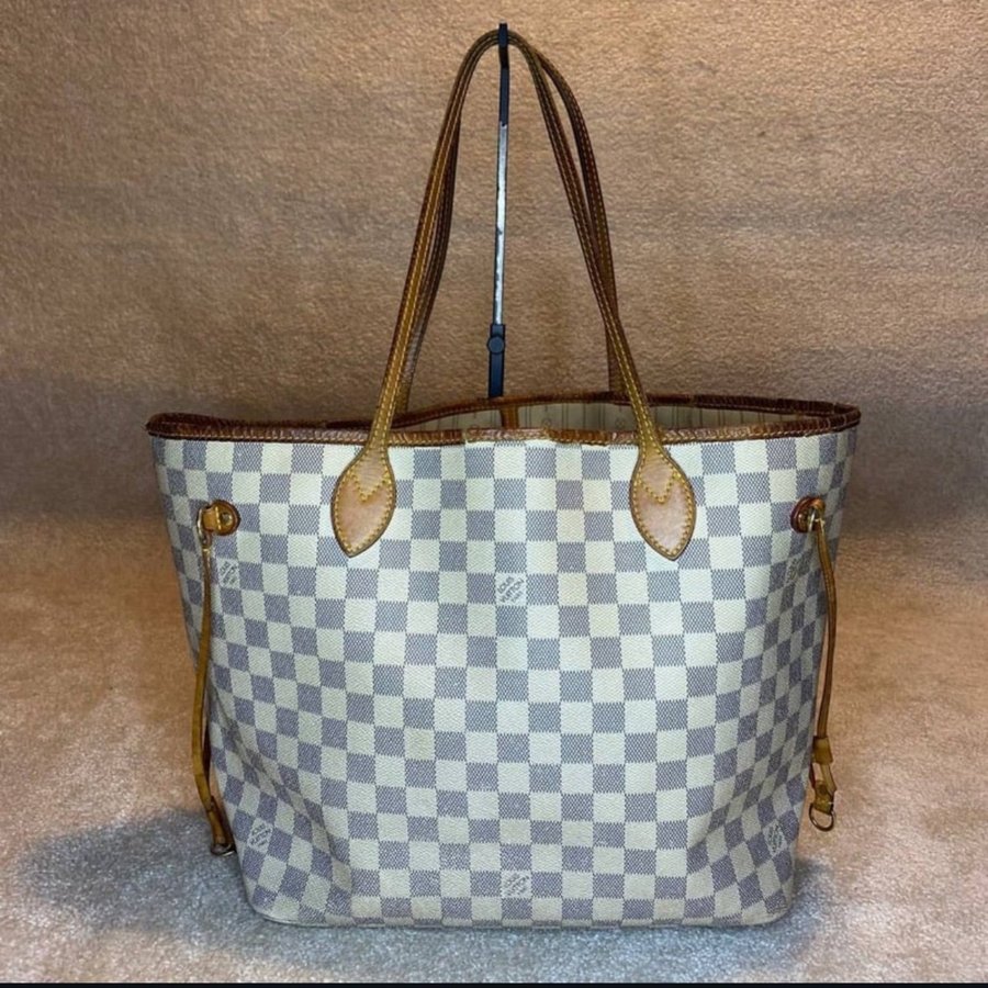 Louis Vuitton Neverfull MM