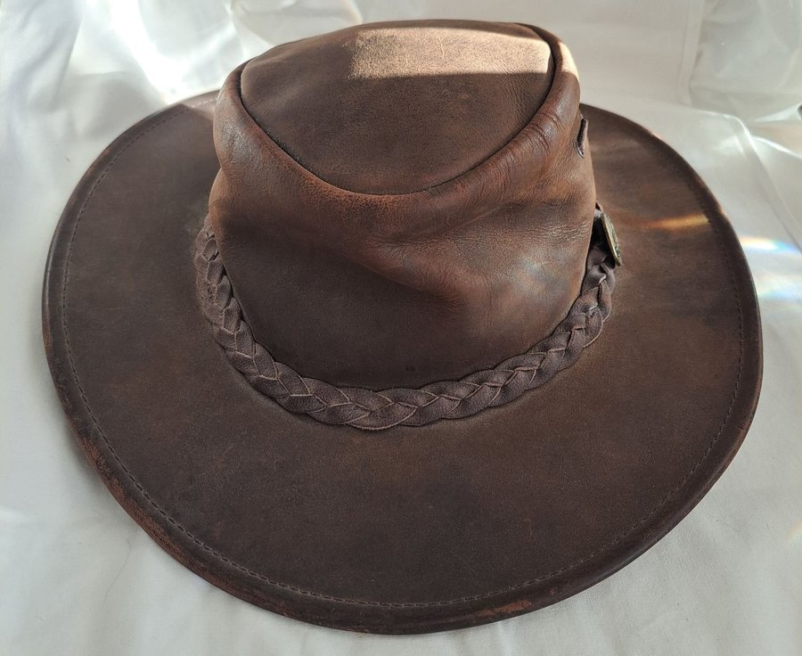 Jacaru Traditional Oil Australia's Finest Leather Hat