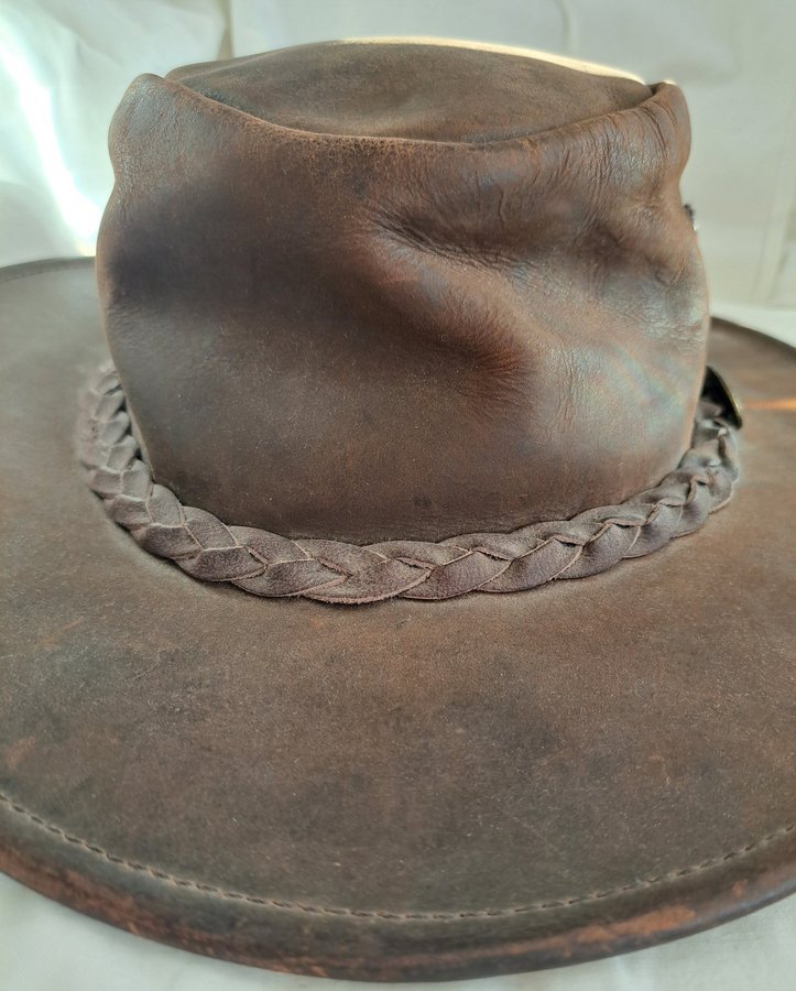 Jacaru Traditional Oil Australia's Finest Leather Hat