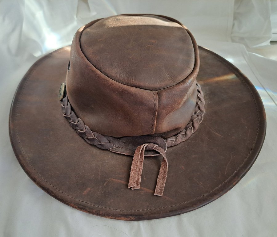 Jacaru Traditional Oil Australia's Finest Leather Hat