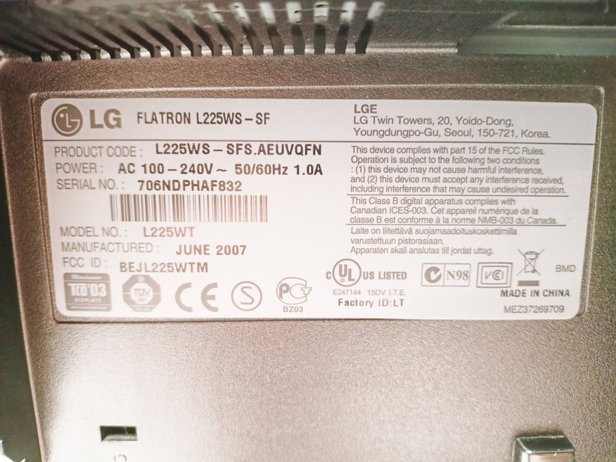 SKÄRM LG 22" FLATRON L225WS DATORSKÄRM MONITOR