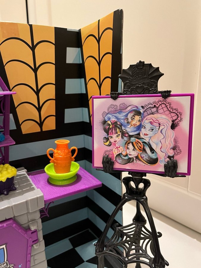 Monster High Skolmöbler Set