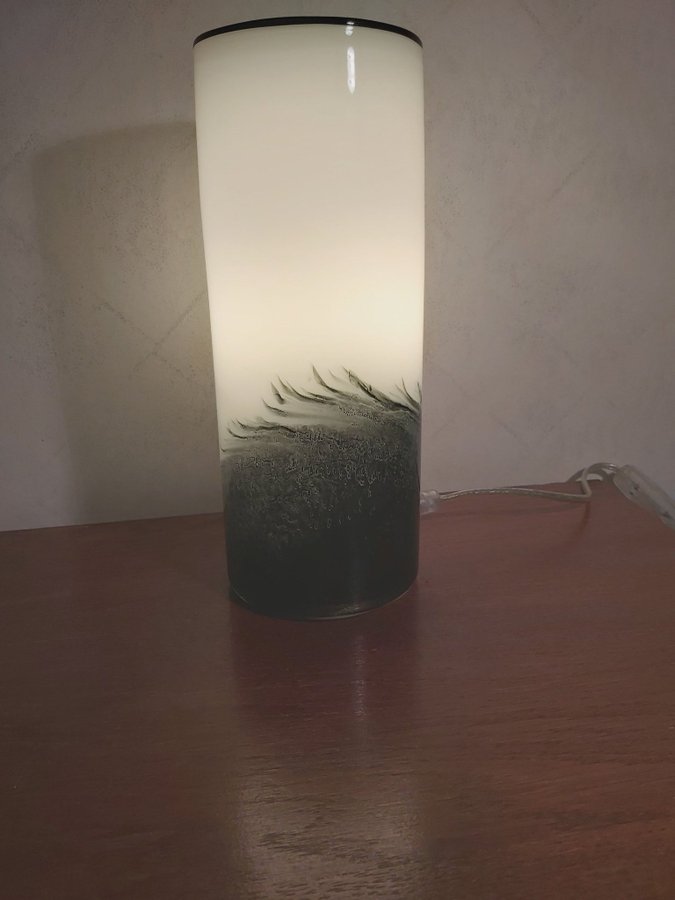 Bordslampa i glas Vit med svart dekor EGLO