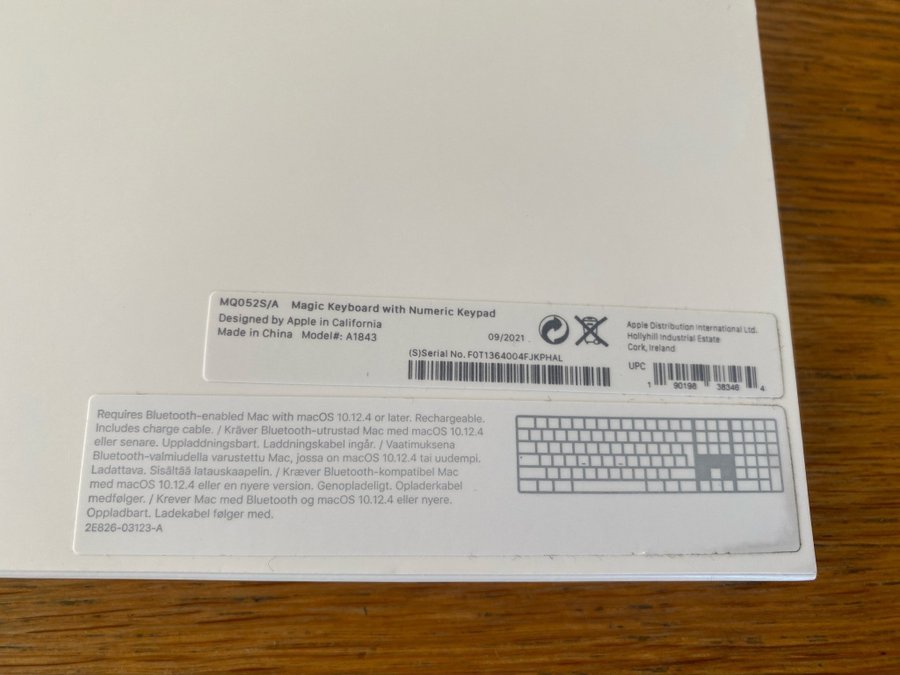 Apple Magic Keyboard med numeriskt tangentbord, Svenskt