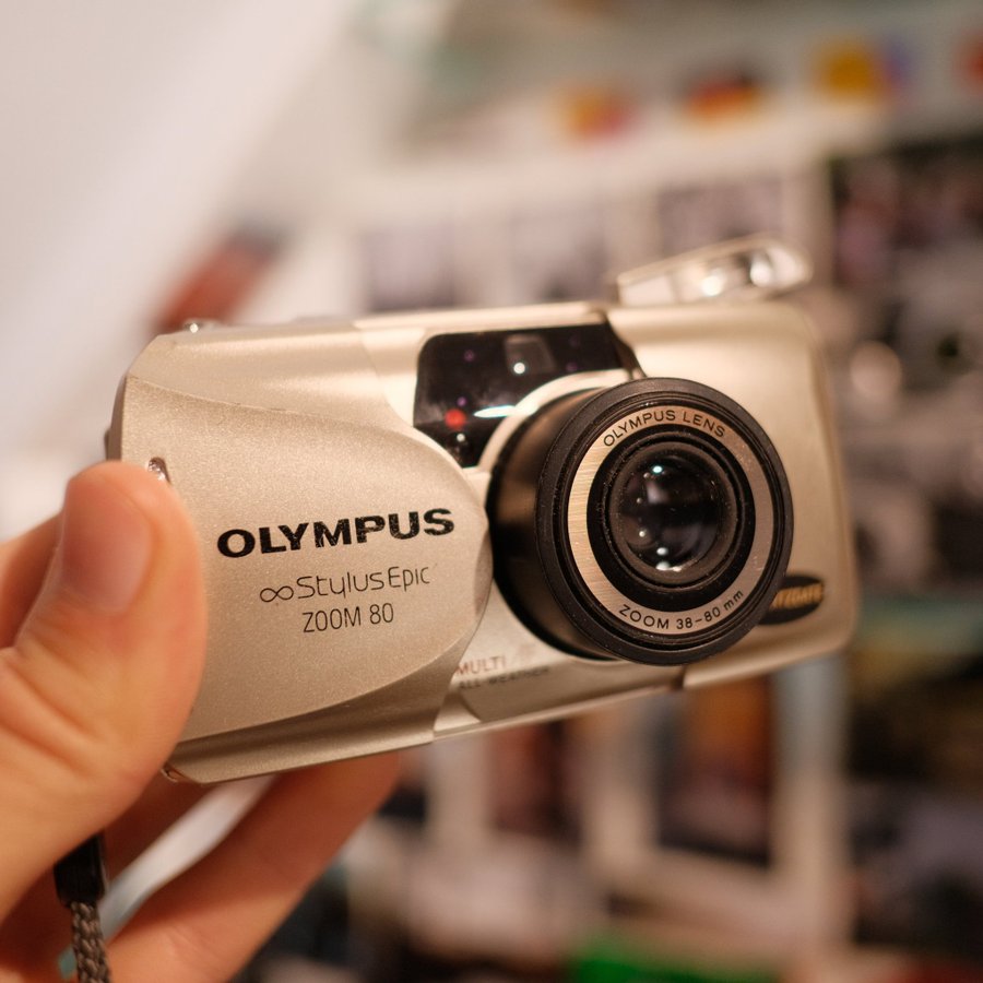 Olympus mju-II Zoom 80 (US: Infinity Stylus Epic Zoom 80) – Smidig kompaktkamera