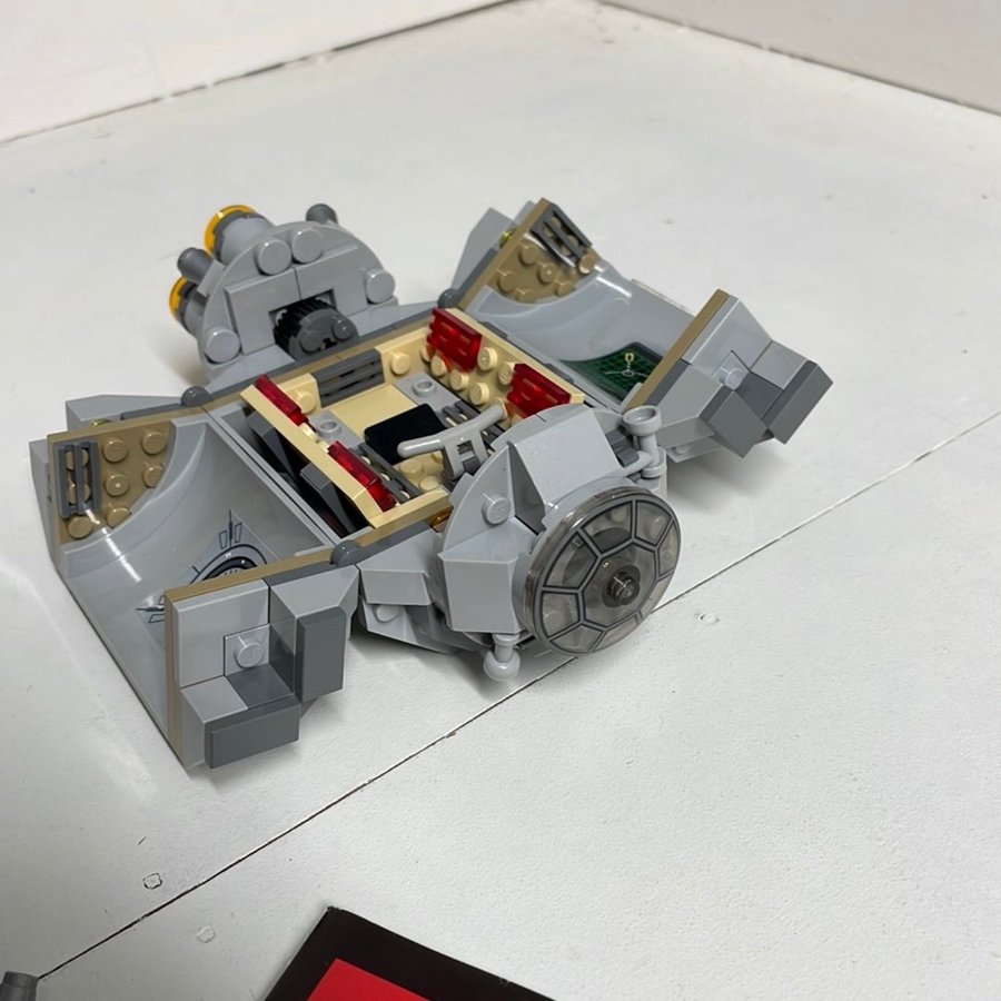 Lego Star Wars 75136 Droid Escape Pod