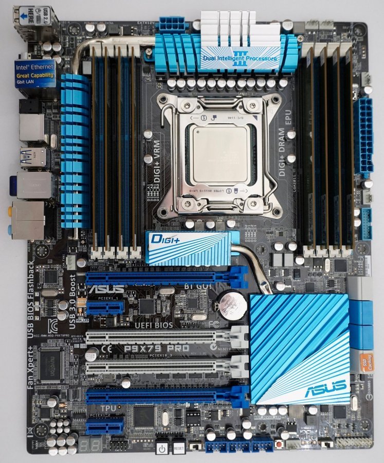 Datorpaket | i7 3820 3.36Hz 4 kärnor, 8 GB, Asus P9X79 Pro