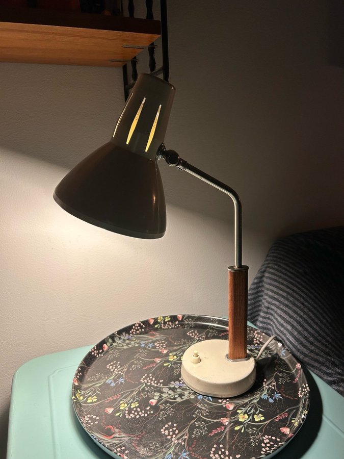 Svensk bordslampa