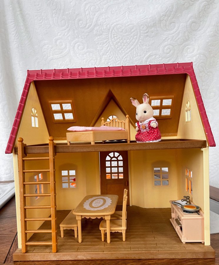 Sylvanian Families - Hus med möbler/ mysiga stugan startset Äldre version 