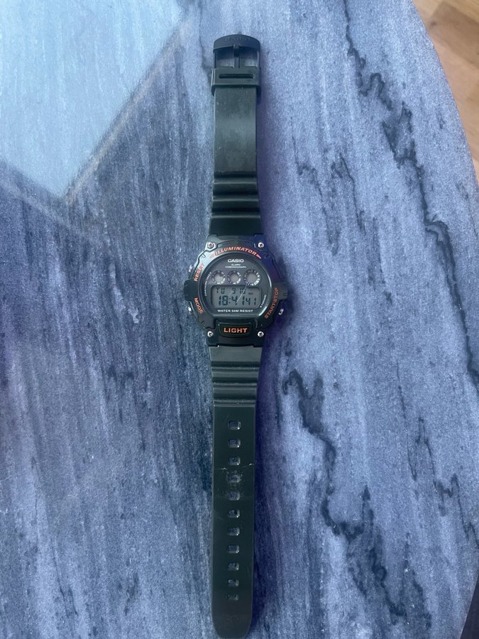 Casio W-214HC