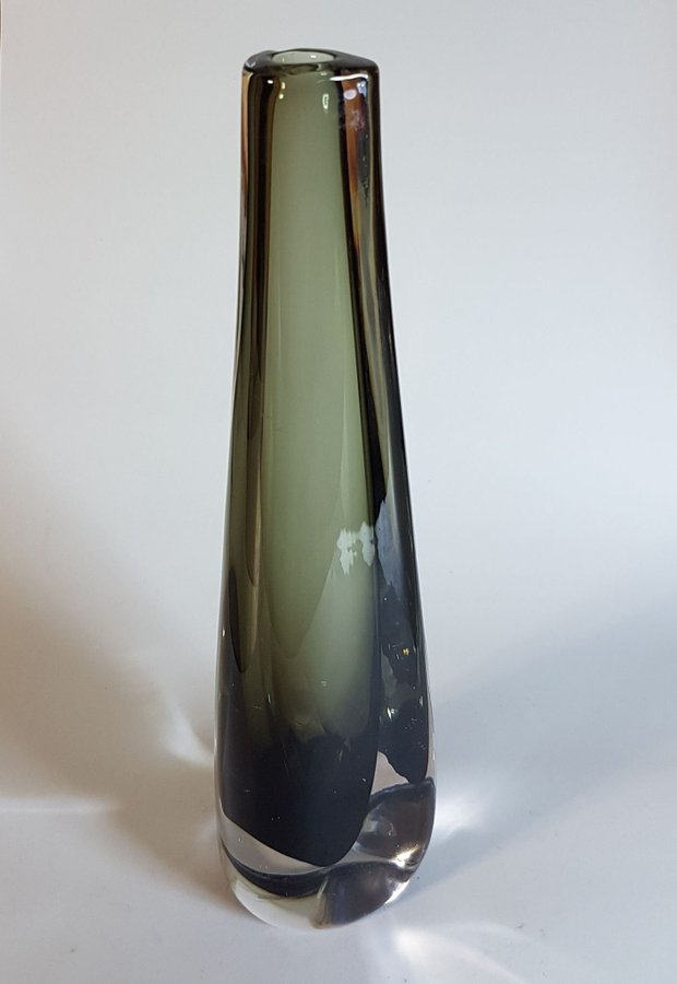 Glasvas Orrefors Nils Landberg Höjd 36 cm