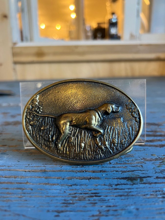 Vintage Belt Buckle - Hunting Dog - Bronze