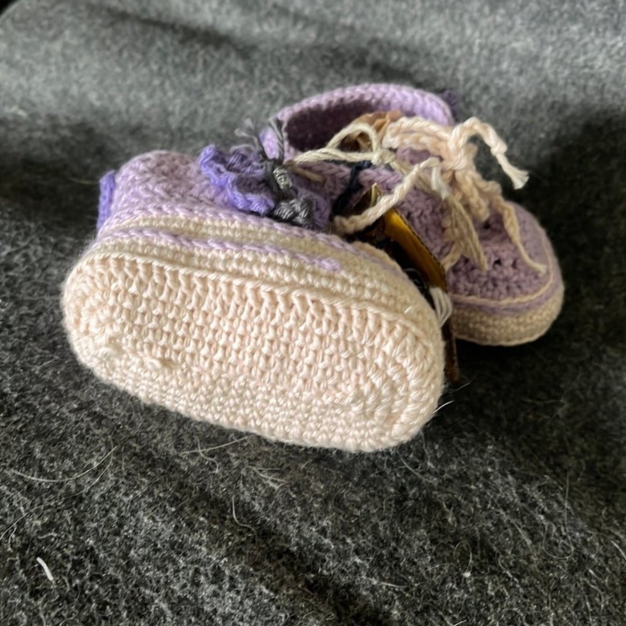 Babyboots virkade