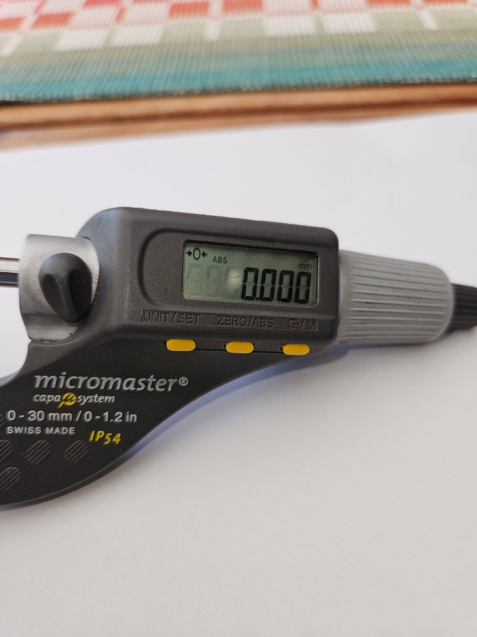 Micromaster Cap-System Digital Mätklocka 0-30mm