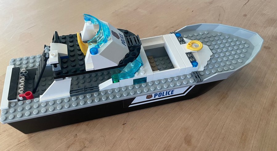 LEGO City 60129 "Patrullbåt" EJ komplett