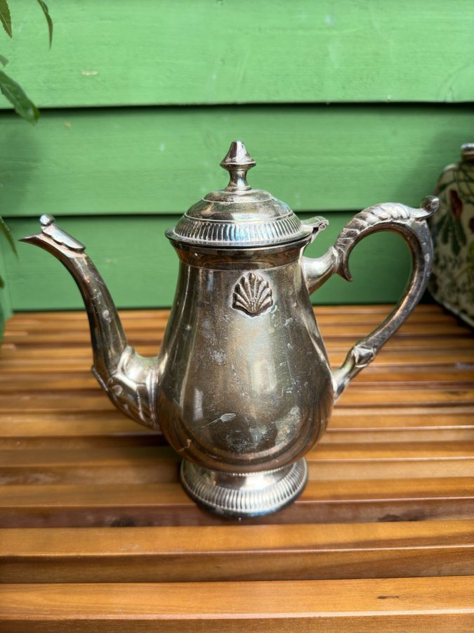 Vintage silver plated teapot