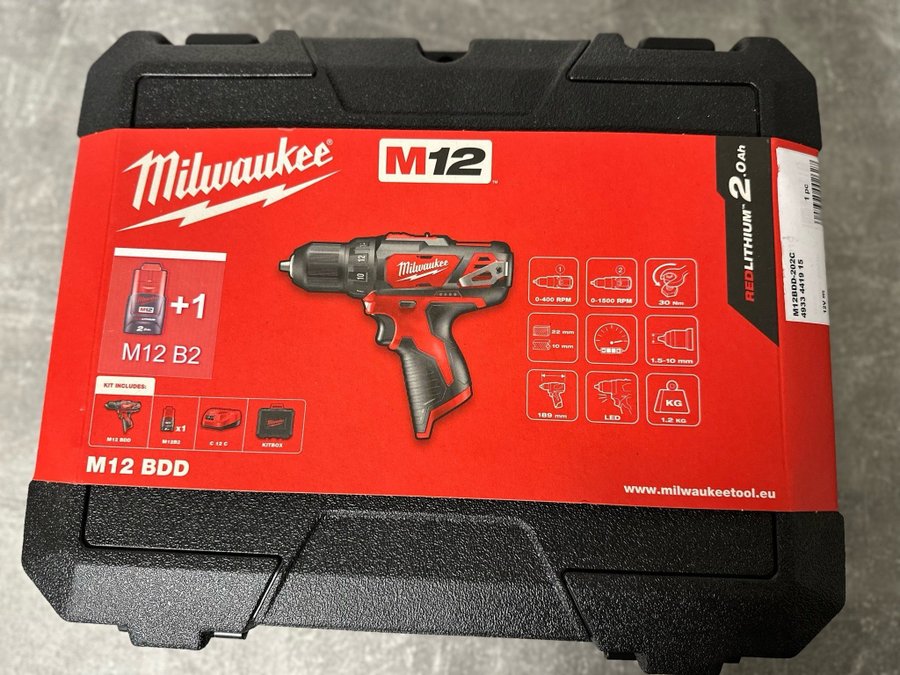 Milwaukee M12 B2 skruvdragare