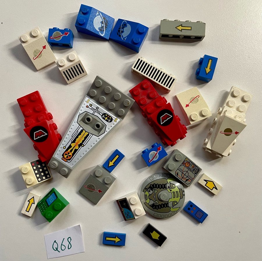 #Q68 ÄKTA LEGO paneler skärmar datorer retro classic space star wars