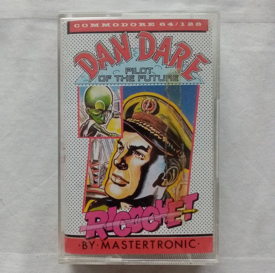 Dan Dare - Pilot of the Future (Mastertronic) (Ricochet) - Commodore 64/C64 Spel