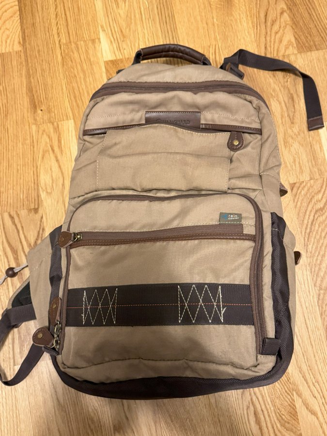 Vanguard Havana 48 Camera Backpack