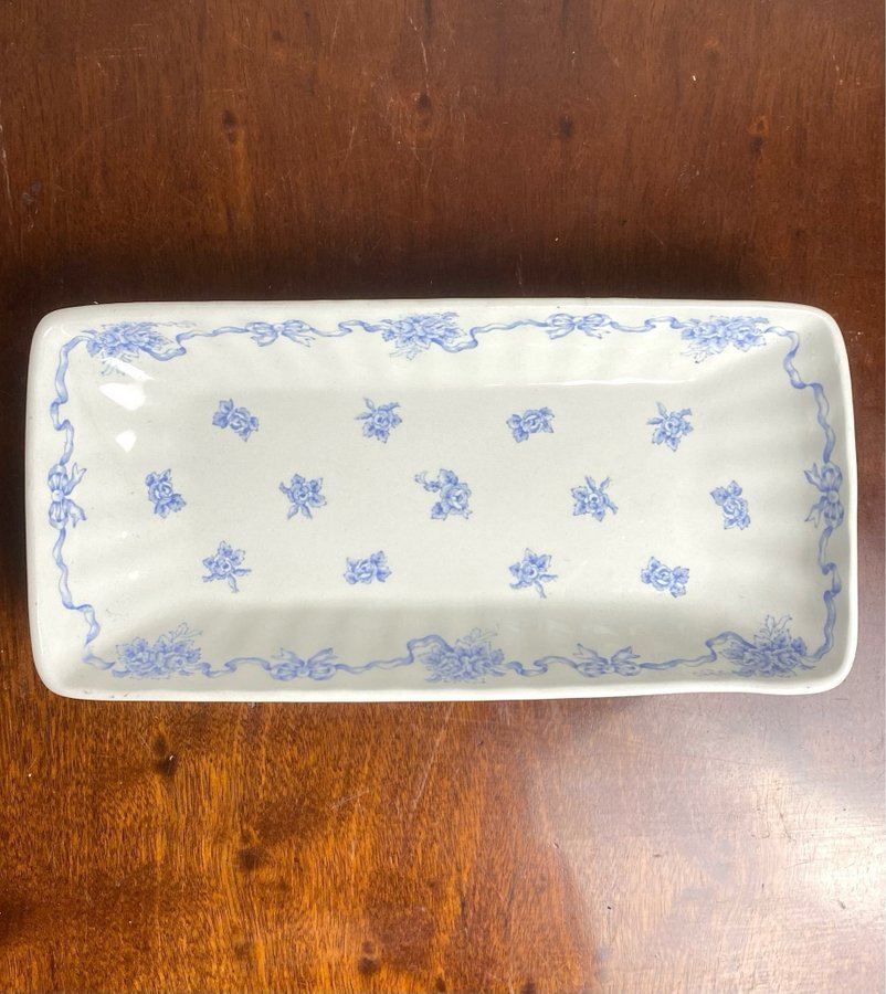 Laura Ashley Ribbons Blue fat