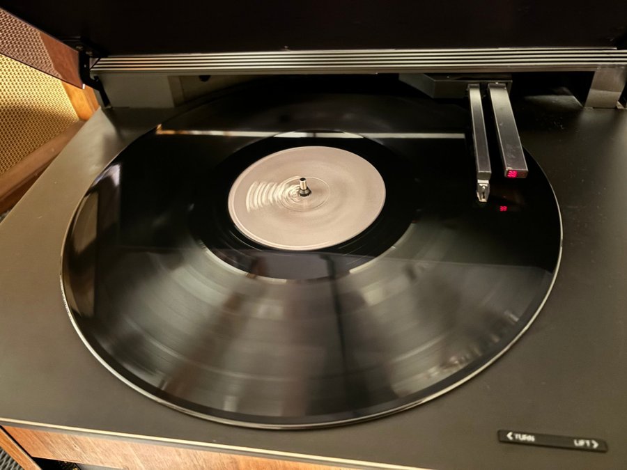 Bang  Olufsen Beogram 3000 / MMC 4