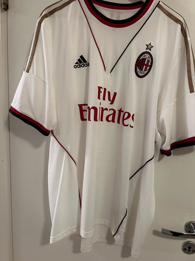 AC Milan , storlek XL