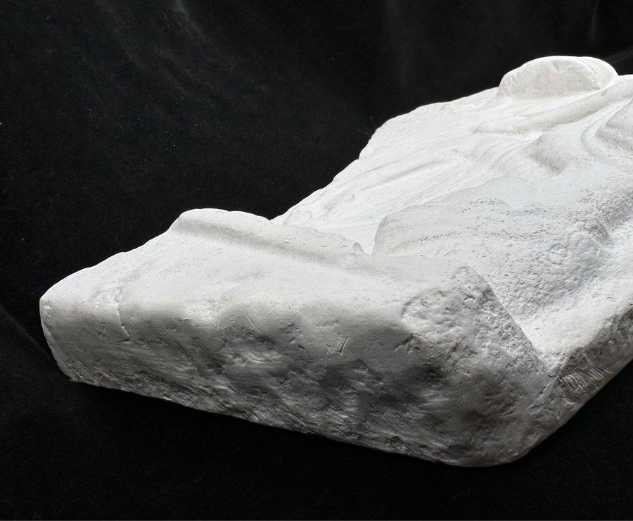 RELIEF gips Ny Carlsberg Glyptotek Danmark Relief av kvinna med vattenkanna