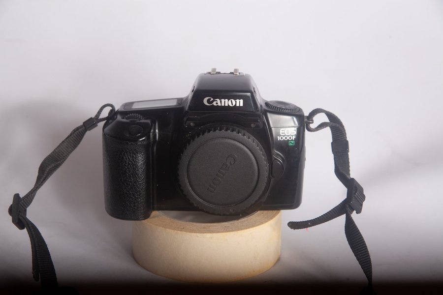 Canon EOS 1000