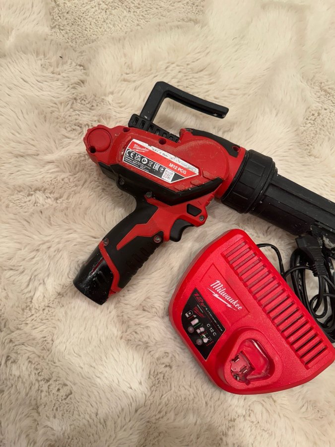 Milwaukee M12 PCG Fogpistol