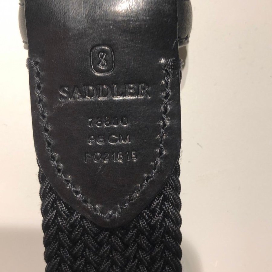 Saddler flätat svart bälte storlek 95 CM