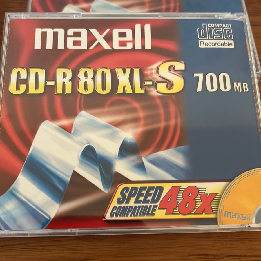 5 st CD-R skivor (Verbatim  Maxell) i fodral oanvända.