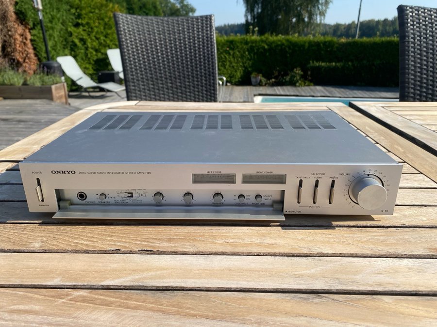 ONKYO A-15 Stereo Förstärkare