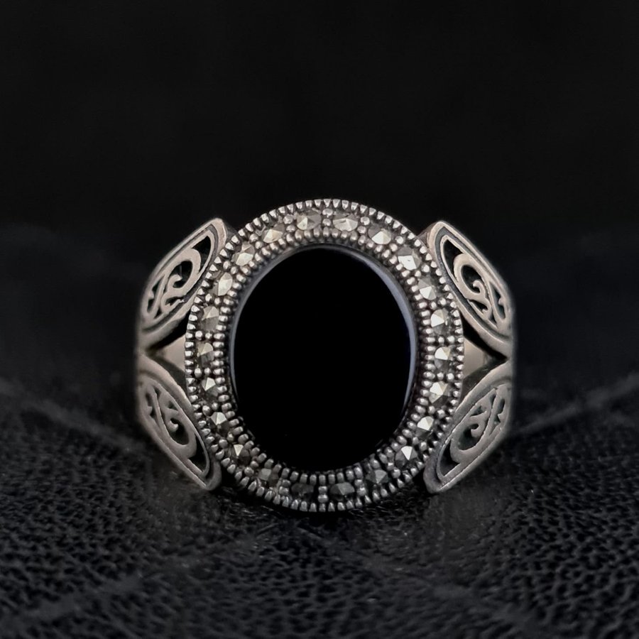 Sterling silver ring med onyx stenar