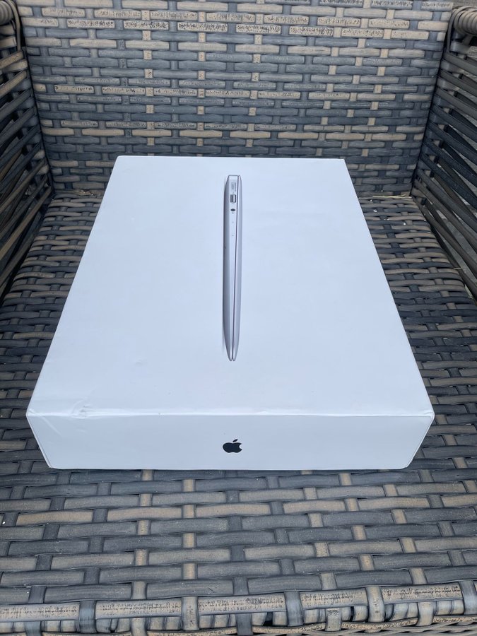 MacBook Air 13” kartong/originalförpackning (2011-2017)