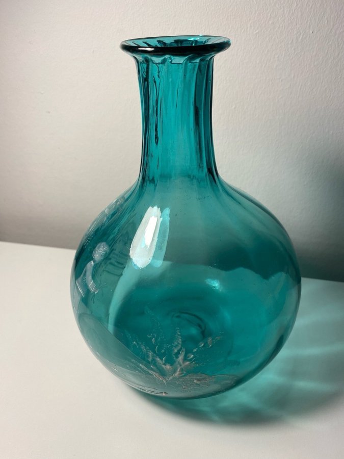 Vas / karaff / flaska - Mary Gregory - glas, vintage, antik