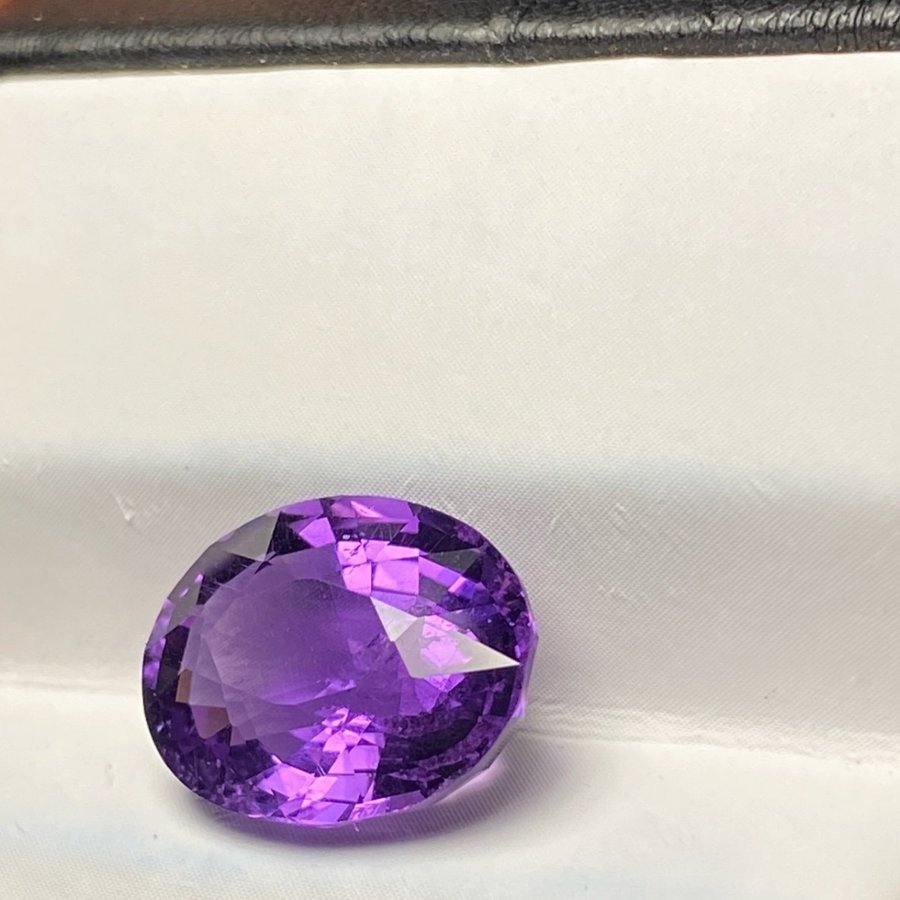 Natural Amethyst 5,68 carat