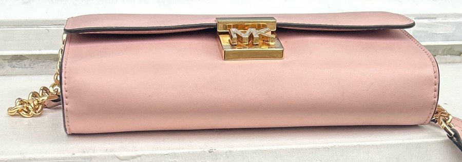 Michael Kors Mindy crossover bag