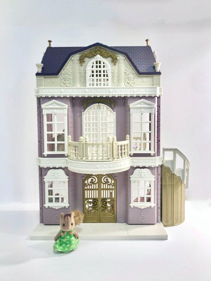 Sylvanian Families #5365 Elegant Town Manor med #5285 inredning figur