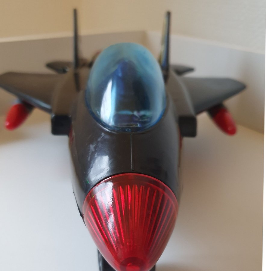 Jetplan, "Roaring Tomjet"stor leksak 35 cm