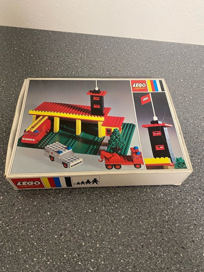 LEGO 347 Brandstation med mini bilar