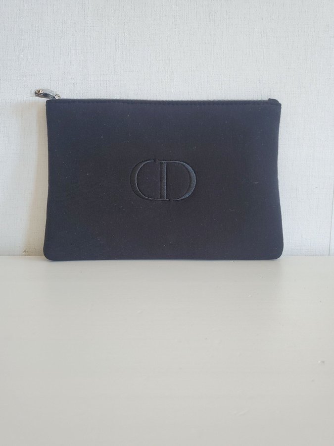 Dior beauty makeup pouch väska