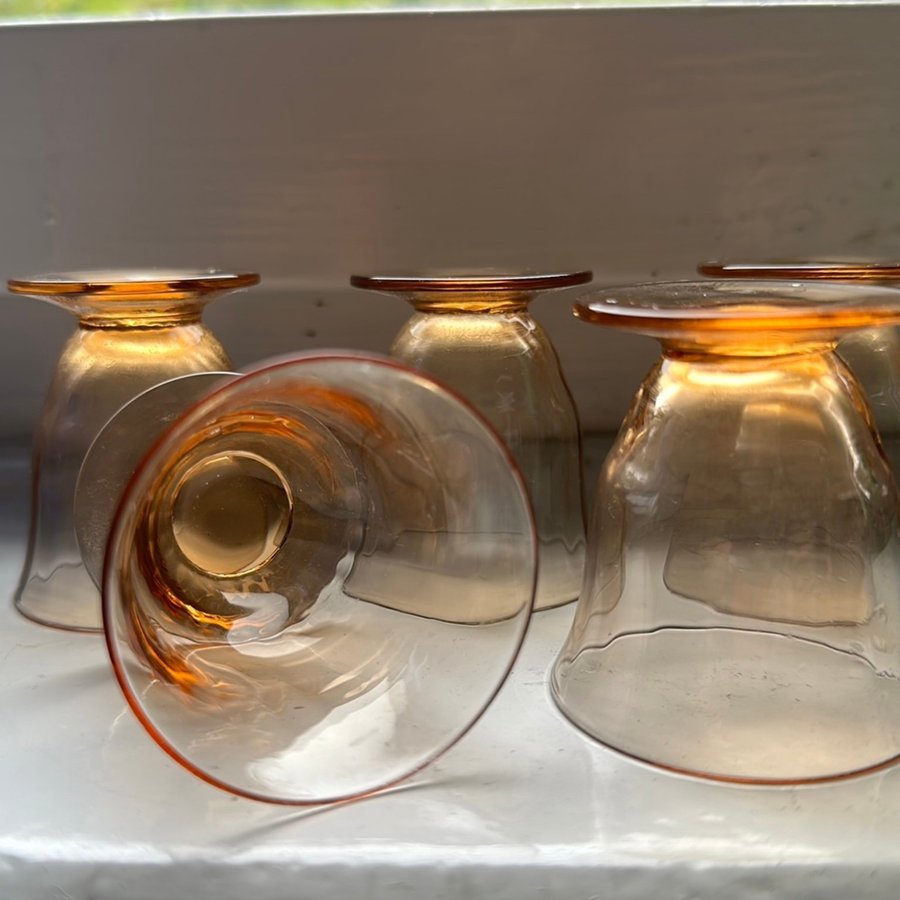 5 likörglas bärnstensfärgat glas