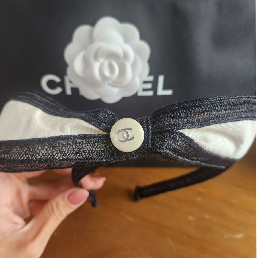 Äkta Chanel bow diadem