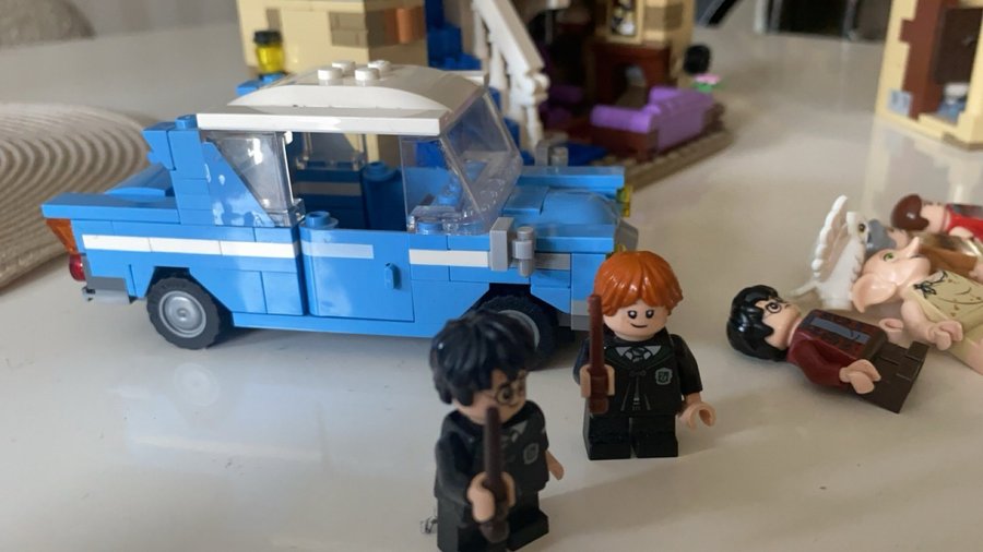 LEGO Harry Potter Privet Drive 4 och Misstag med polyjuice-elixir