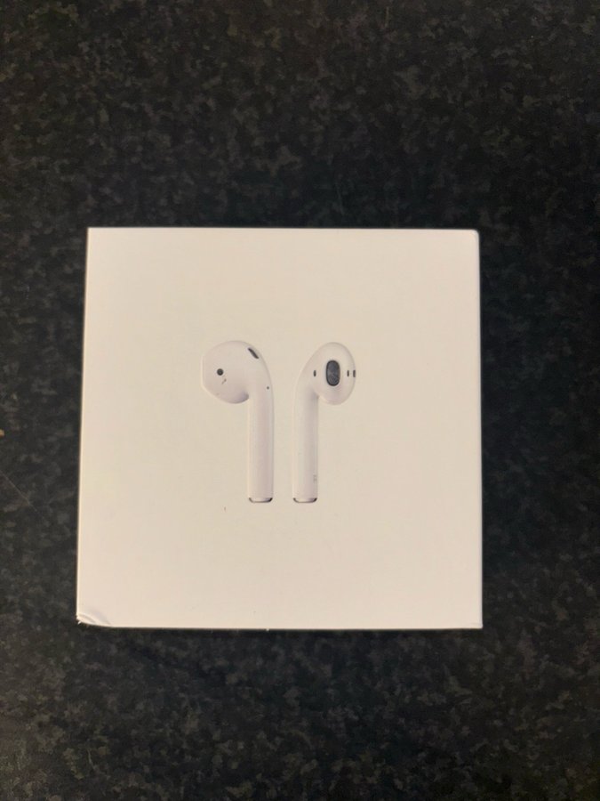 Apple AirPods med laddningsfodral